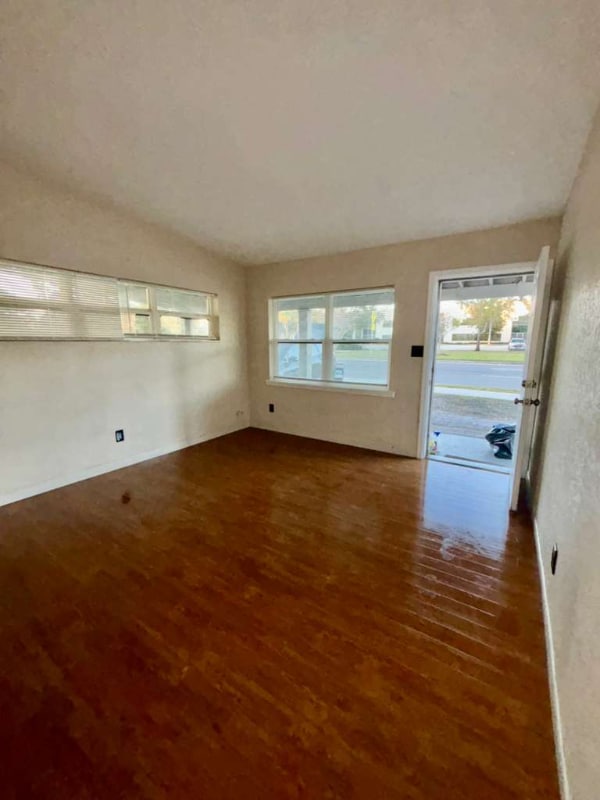 Foto del edificio - 4314 Silver Star Rd