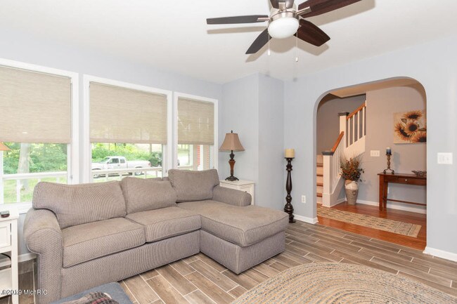 Foto del edificio - 11250 Paw Paw Heights