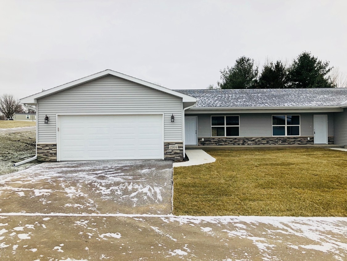 Primary Photo - 5814 Summerland Dr