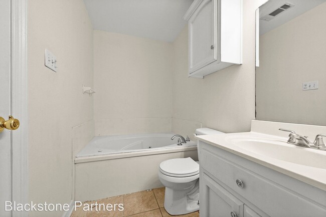 Building Photo - 3 br, 2 bath House - 253 N 14th Street