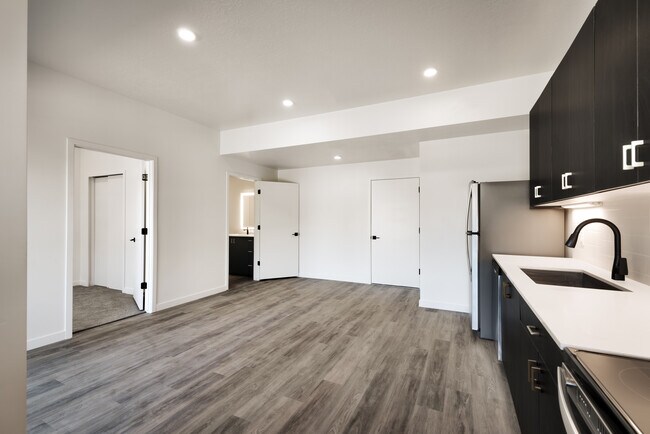 A1 - 343 Apartments