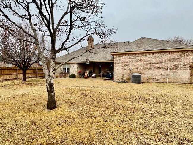Building Photo - Pre-leasing for July! Gorgeous 4 Bedroom 3...