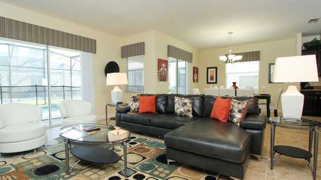 Building Photo - 2960 Buccaneer Palm Rd