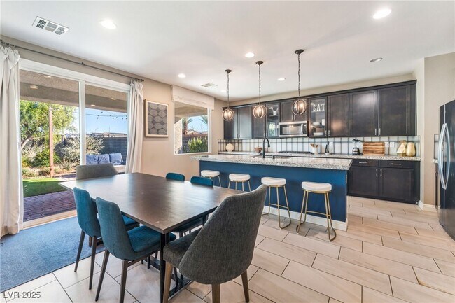 Foto del edificio - 1506 Visible Ave