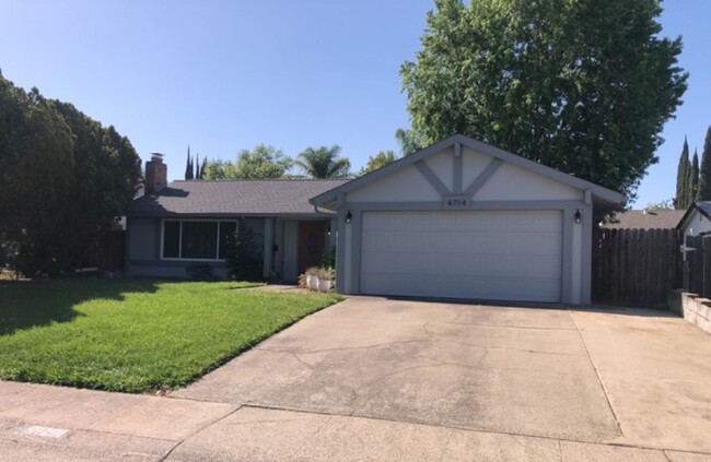 Foto del edificio - Nice home in Fair Oaks neighborhood