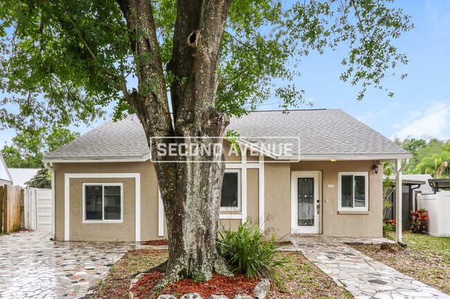 Foto del edificio - 12320 Cloverstone Dr