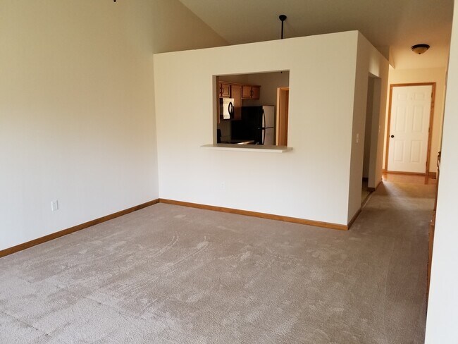 Foto del edificio - 1015 Notting Hill Ct