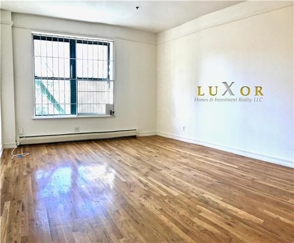Foto del edificio - 246 Manhattan Ave