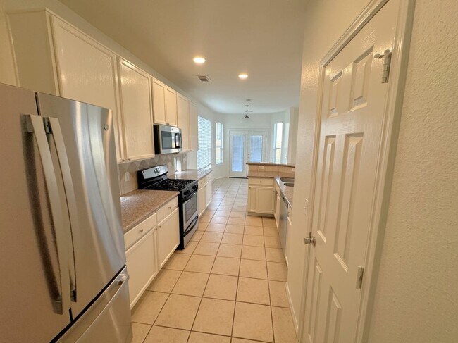 Foto del edificio - 3138 Farrel Hill St