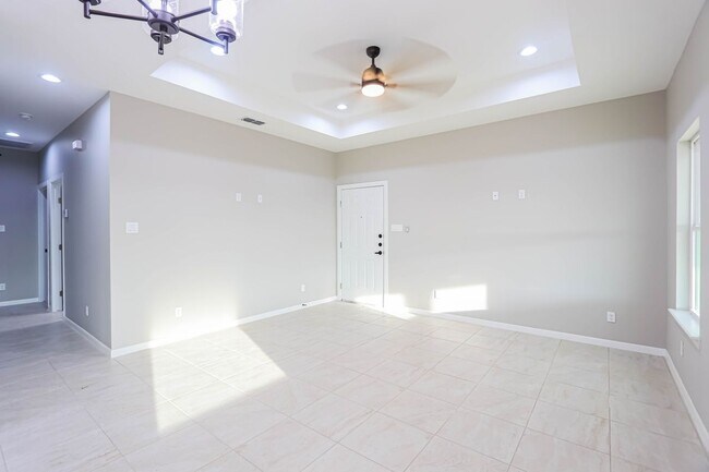 Foto del edificio - 918 N Blair Ave