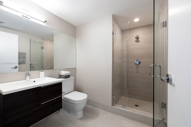 Foto del edificio - 9940 W Bay Harbor Dr
