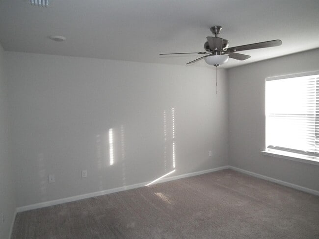 Building Photo - 24061 Citation Lp