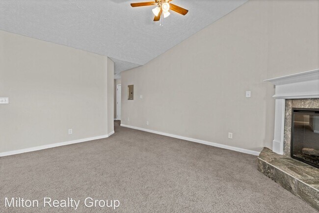 Building Photo - 2 br, 2 bath House - 6748 Willowbrook Dr. #9