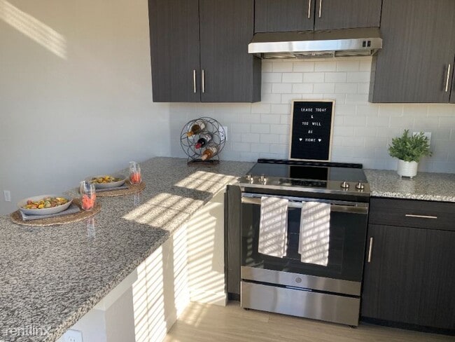 Building Photo - 1 br, 1 bath House - 11900 Jasper