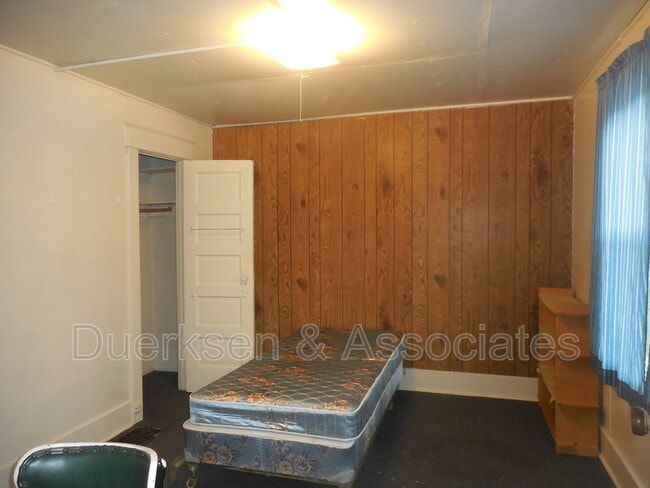 Foto del edificio - 242 NW 15th St