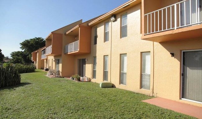 Colonial Village Apartments Apartments Davie, FL