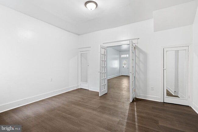 Foto del edificio - 2127 W Erie Ave