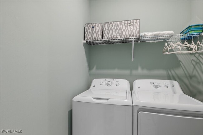 Foto del edificio - 43040 Greenway Blvd