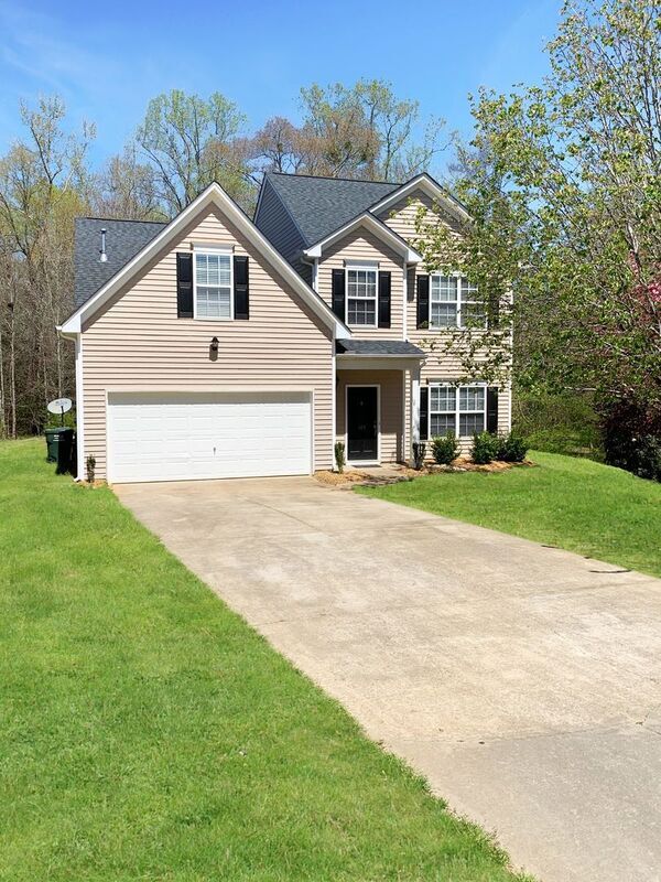 109 Welsford Ct, Simpsonville, SC 29681 House for Rent in