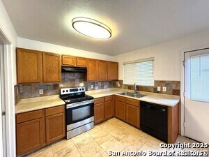 Foto del edificio - 6207 Amherst Bay