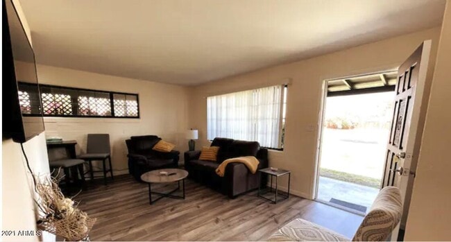 Foto del edificio - 4417 N 21st St