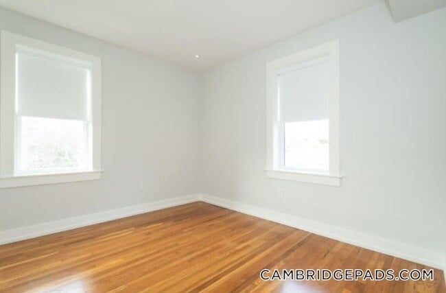 Foto del edificio - 16 Forest St