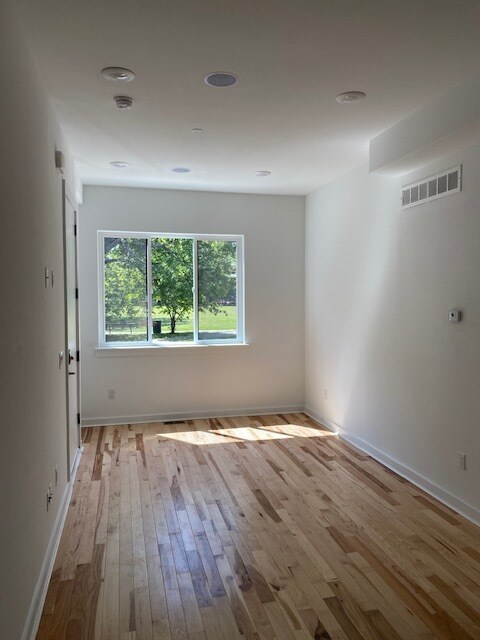 Great natural light in the living room - 1445 S 32nd St