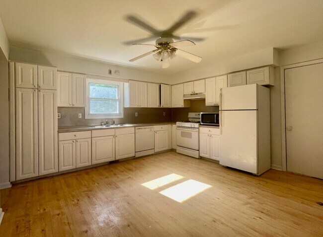Foto del edificio - 6835 Quincy Dr SW