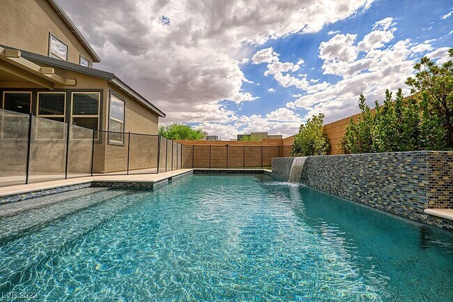 Foto del edificio - 3364 Caldora Ln