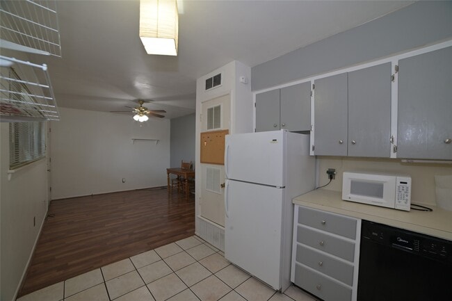 Foto del edificio - 803 W 28th St