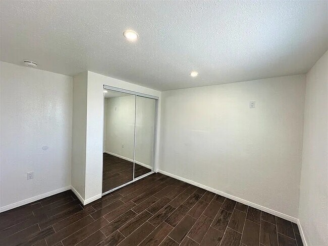 Foto del edificio - 66261 3rd St