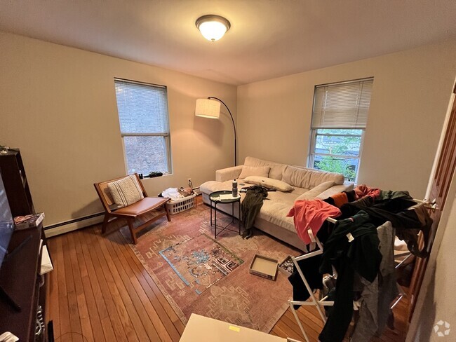 Building Photo - 350 Allston St