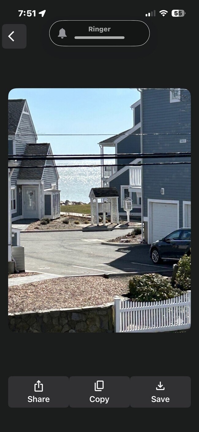 Foto del edificio - 85 Cosey Beach Ave