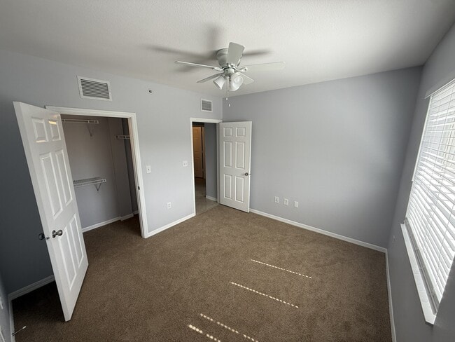 Building Photo - 6386 Emerald Dunes Dr