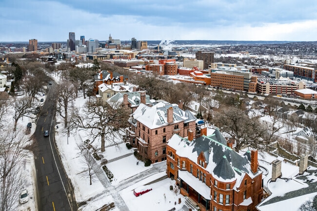 Aerial Photo - 322 Summit Ave