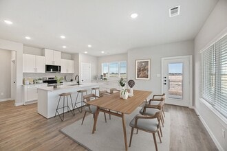 Building Photo - 4265 Clovis St