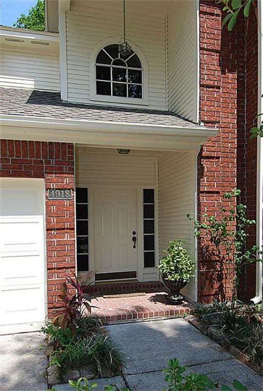 Foto del edificio - 4918 Maple Brook Ln