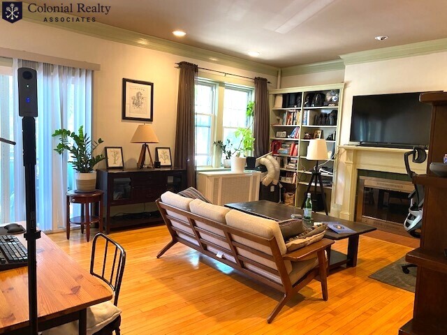 Photo - 208 Fuller St.