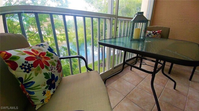 Foto del edificio - 15430 Bellamar Cir