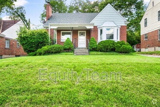 Building Photo - 6819 Elwynne Dr