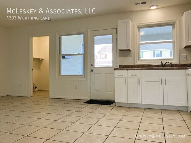 Foto del edificio - 4303 Worthing Ln