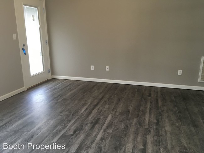 Building Photo - 875 Lynnwood Way