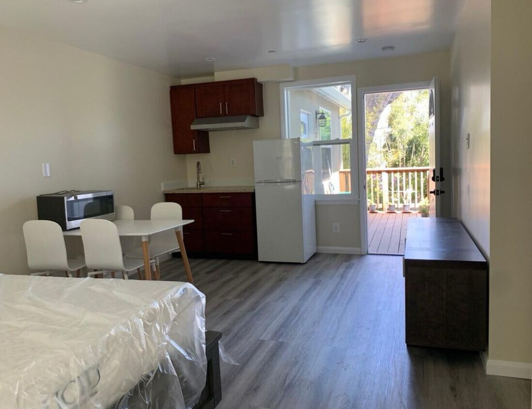Foto principal - 316 Juanita Ave