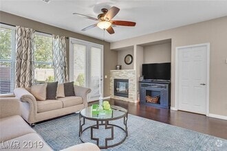 Building Photo - 10974 Lampione St