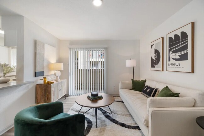 Foto del edificio - 2800 Ashford Trail Dr