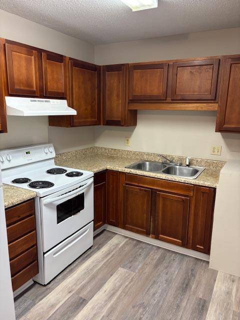 Foto principal - 1090 N Guignard Dr