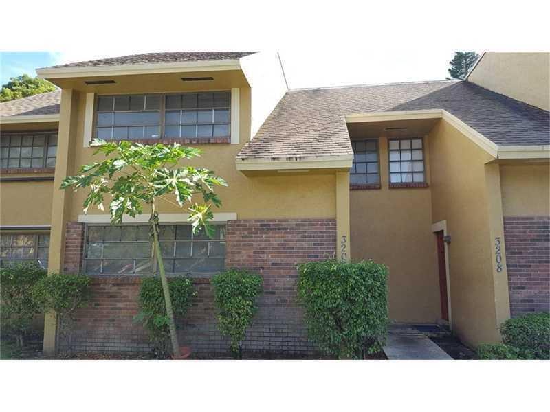 Foto principal - 3206 N Pine Island Rd