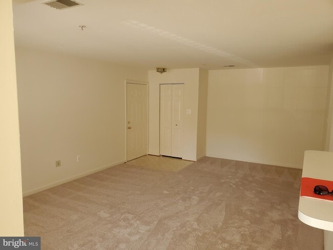 Building Photo - 7502 Calderon Ct
