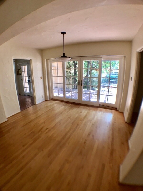 Building Photo - Gorgous Spanish Stlyle Home in Glendale's ...