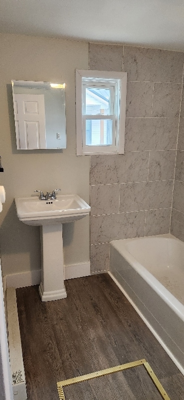 Building Photo - 320 Grant St